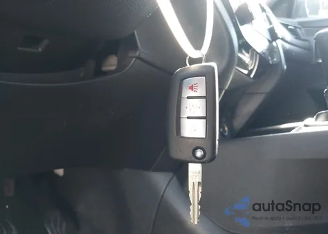 2017 Nissan Rogue S z USA, uszkodzony, nr VIN JN8AT2MT8HW136224